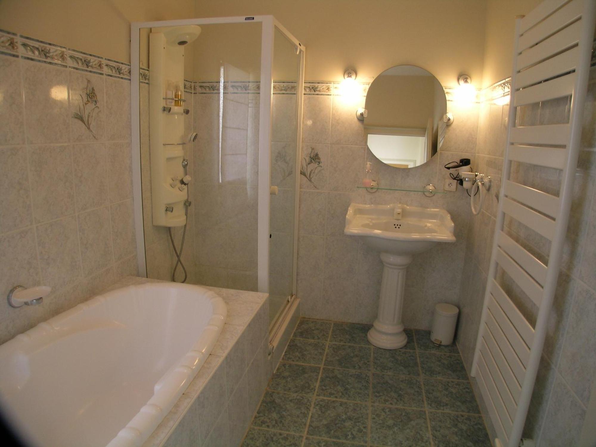 Chateau Du Bourbet Cherval Bilik gambar
