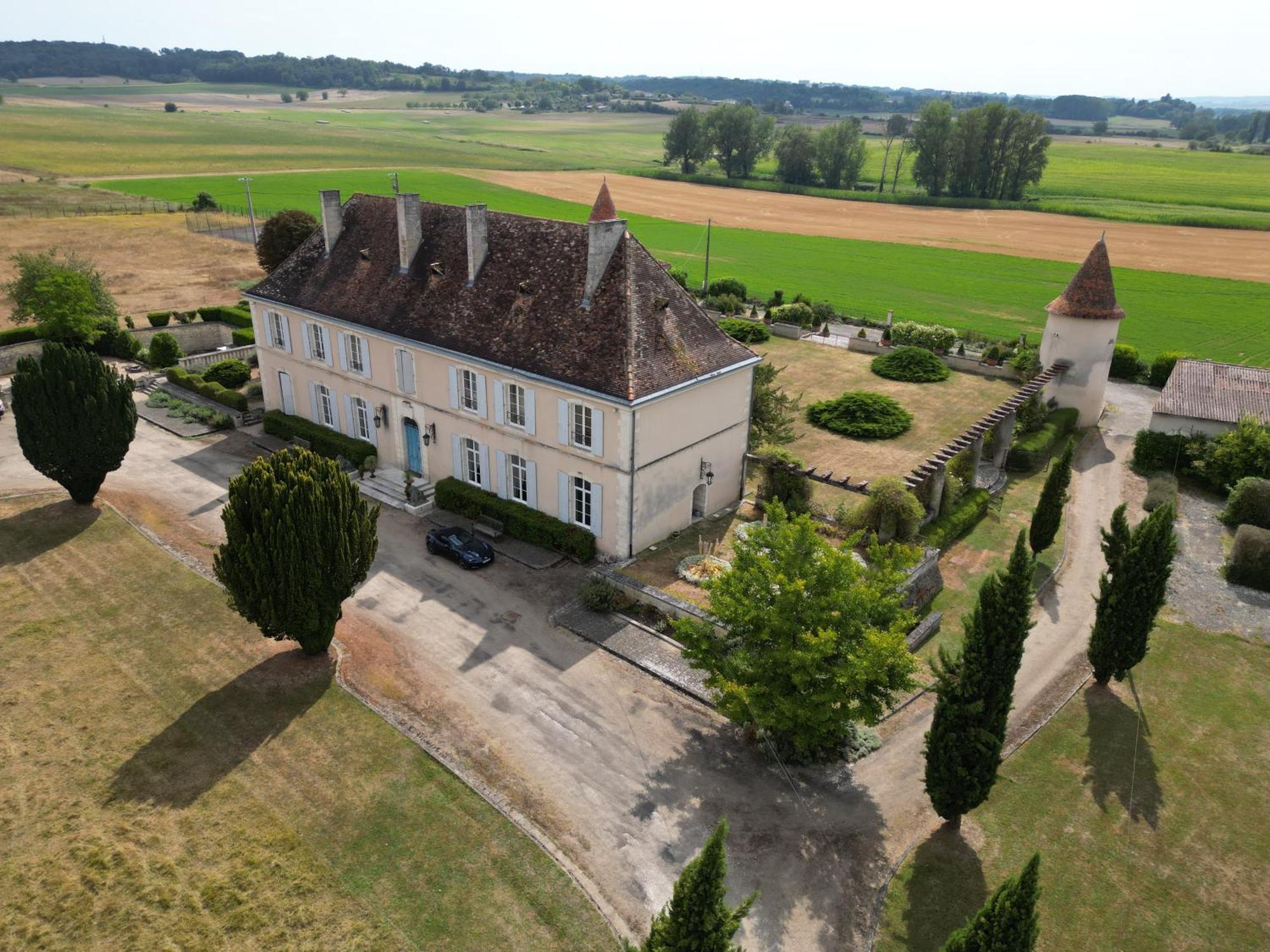 Chateau Du Bourbet Cherval Luaran gambar